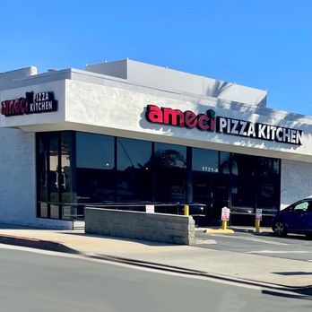 Ameci Pizza & Pasta