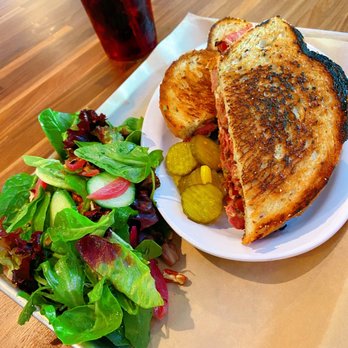 That Dam Place - Pastrami sandwich - American Near Me - Folsom, California That Dam Place - Pastrami sandwich - American Near Me - Folsom, California