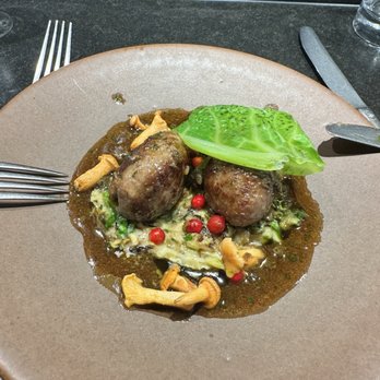 Aamanns 1921 - Venison meatballs - Open Sandwiches Near Me - Copenhagen, 84 Aamanns 1921 - Venison meatballs - Open Sandwiches Near Me - Copenhagen, 84