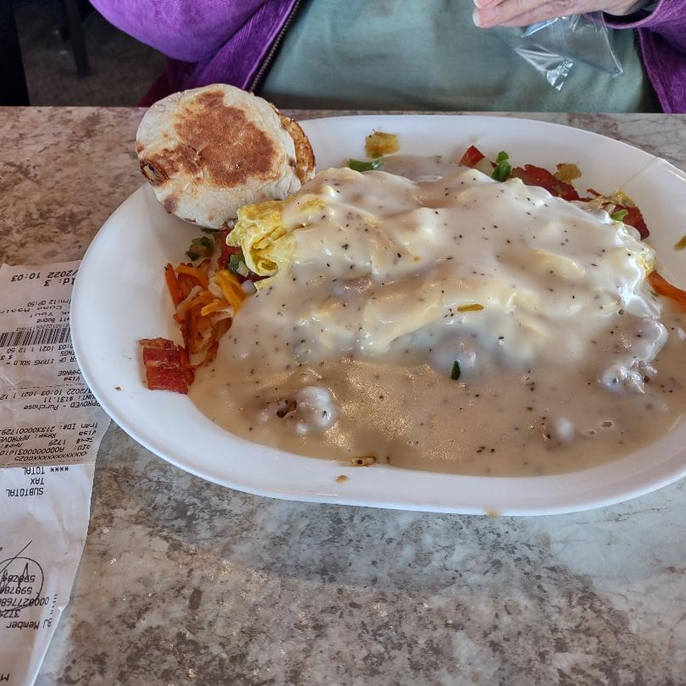 Little Oscar's Restaurant - Loaded Hashbrowns - American Near Me - Hampton, Minnesota Little Oscar's Restaurant - Loaded Hashbrowns - American Near Me - Hampton, Minnesota