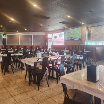 Crab and More - Inside - Cajun/Creole Near Me - Federal Way, Washington Crab and More - Inside - Cajun/Creole Near Me - Federal Way, Washington