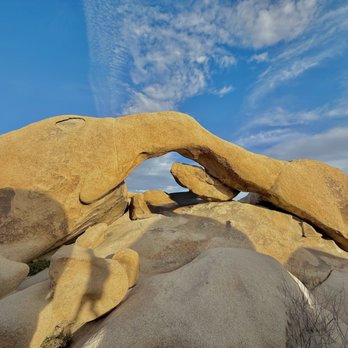 Arch Rock - Hiking Near Me - Twentynine Palms, California