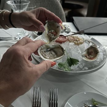 Del Frisco's Double Eagle Steakhouse - Oysters again! - Steakhouses Near Me - Pittsburgh, Pennsylvania Del Frisco's Double Eagle Steakhouse - Oysters again! - Steakhouses Near Me - Pittsburgh, Pennsylvania