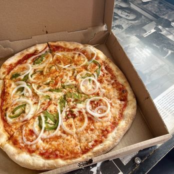 Joey's Pizzeria - Pizza Near Me - Dennis Port, Massachusetts