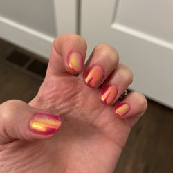 5280 Beauty Bar - Neon pink + rainbow chrome (perfect valentines nails) by Amber C