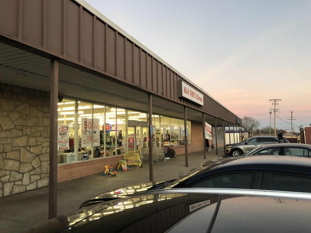 MAJR THRIFT Updated September 2024 14 Photos & 11 Reviews 1500 Main St, Grandview