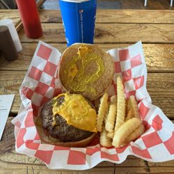 Billy Bob's Hamburgers - Billy Bob Special w/fries