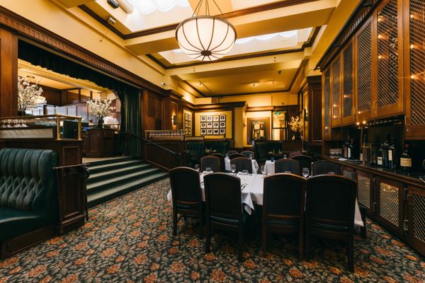 Metropolitan Grill by null