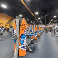 Crunch Fitness - Plano