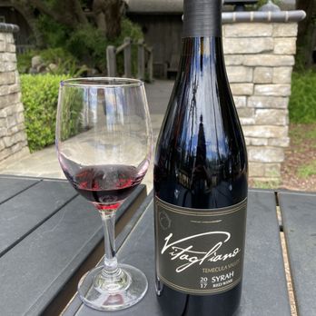 Vitagliano Winery - Bottle of Syrah - Wineries Near Me - Temecula, California Vitagliano Winery - Bottle of Syrah - Wineries Near Me - Temecula, California