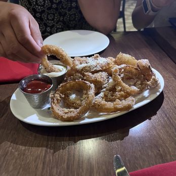 Gordon Ramsay Burger Las Vegas - BEER BATTERED ONION RINGS - Burgers Near Me - Las Vegas, Nevada