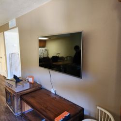 Heaven Sent Handyman Services - TV mount.