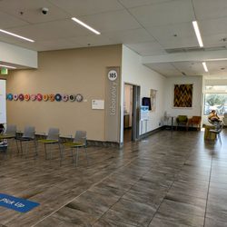 Kaiser Permanente Porter Ranch Medical Offices - Laboratory Waiting Area