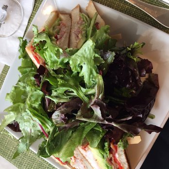 Mariposa - Lobster club - New American Near Me - Honolulu, Hawaii
