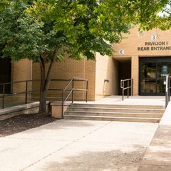 OrthoVirginia - Exterior entrance to building