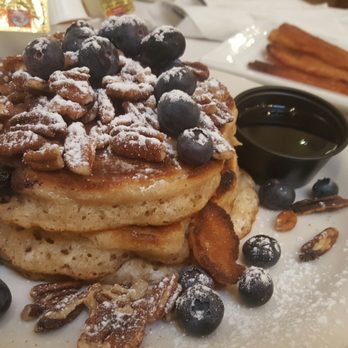 Briarpatch Restaurant - Best pancakes ever! - American Near Me - Winter Park, Florida