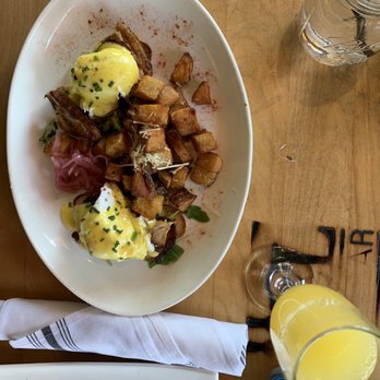 Parallel Wine and Whiskey Bar - Wine Bars Near Me - Ashburn, Virginia Parallel Wine and Whiskey Bar - Wine Bars Near Me - Ashburn, Virginia