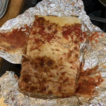 G & D Pizza - Pizza Near Me - Cadillac, Michigan