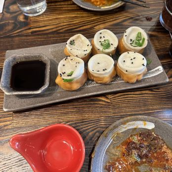 Dumpling Hours - Juicy Pan-Fried Pork Buns - Dim Sum Near Me - Palo Alto, California Dumpling Hours - Juicy Pan-Fried Pork Buns - Dim Sum Near Me - Palo Alto, California