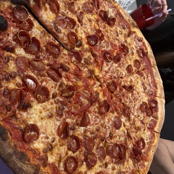 Rocco's Pizza - Jumbo Pepperoni - Pizza Near Me - Hollywood, Florida Rocco's Pizza - Jumbo Pepperoni - Pizza Near Me - Hollywood, Florida