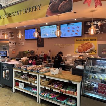 Maison De Croissant - Love her colors and setup. - Bakeries Near Me - Irvine, California Maison De Croissant - Love her colors and setup. - Bakeries Near Me - Irvine, California