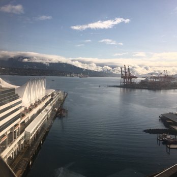 Fairmont Waterfront - Hotels Near Me - Vancouver, British Columbia