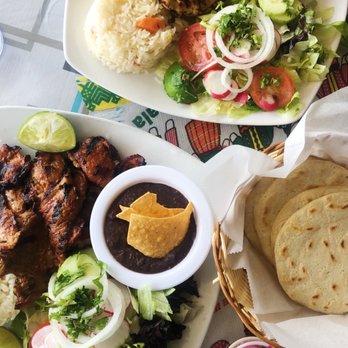El Chapin - Pollo on the top and Carne Adobada on bottom - Latin American Near Me - Durham, North Carolina