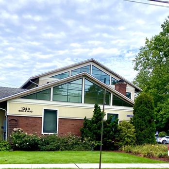 Oscar Gonzalez - General Dentistry Near Me - West Hartford, Connecticut Oscar Gonzalez - General Dentistry Near Me - West Hartford, Connecticut