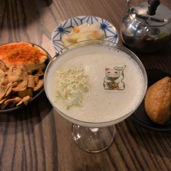 Lineage - Maneki-Neko cocktail with Kimchi Dip, Pickles and Cone Sushi - Asian Fusion Near Me - Wailea, Hawaii Lineage - Maneki-Neko cocktail with Kimchi Dip, Pickles and Cone Sushi - Asian Fusion Near Me - Wailea, Hawaii