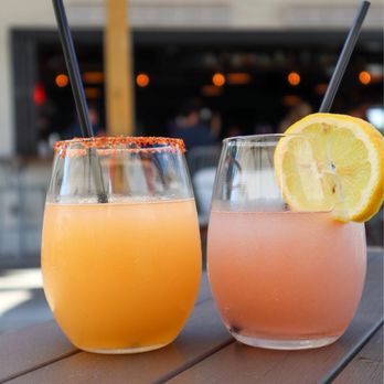 Barn Booze n Bites - Spicy-Peach & Frosé All Day @tiffhuangry - Bars Near Me - Dunwoody, Georgia Barn Booze n Bites - Spicy-Peach & Frosé All Day @tiffhuangry - Bars Near Me - Dunwoody, Georgia