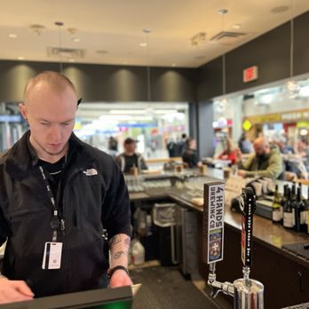 Vino Volo - Wine Bars Near Me - Saint Louis, Missouri