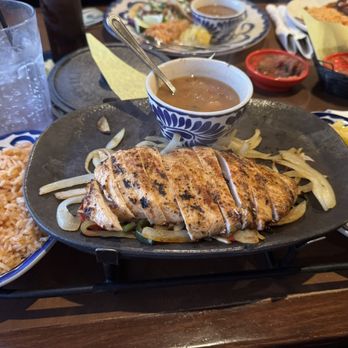 El Torito - Chicken fajitas - Mexican Near Me - San Leandro, California El Torito - Chicken fajitas - Mexican Near Me - San Leandro, California