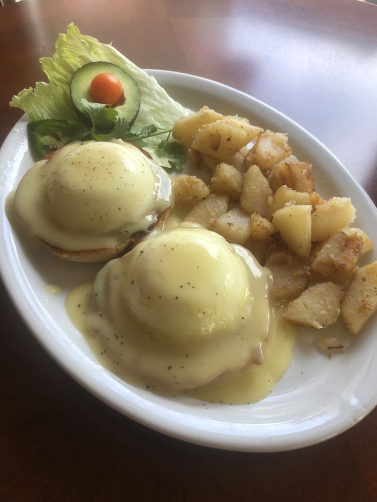 IDANHA BAR & GRILL Updated July 2024 13 Photos 183 Hwy 22, Idanha