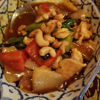 The Basil Restaurant - Spicy cashew nuts - Thai Near Me - Carson City, Nevada