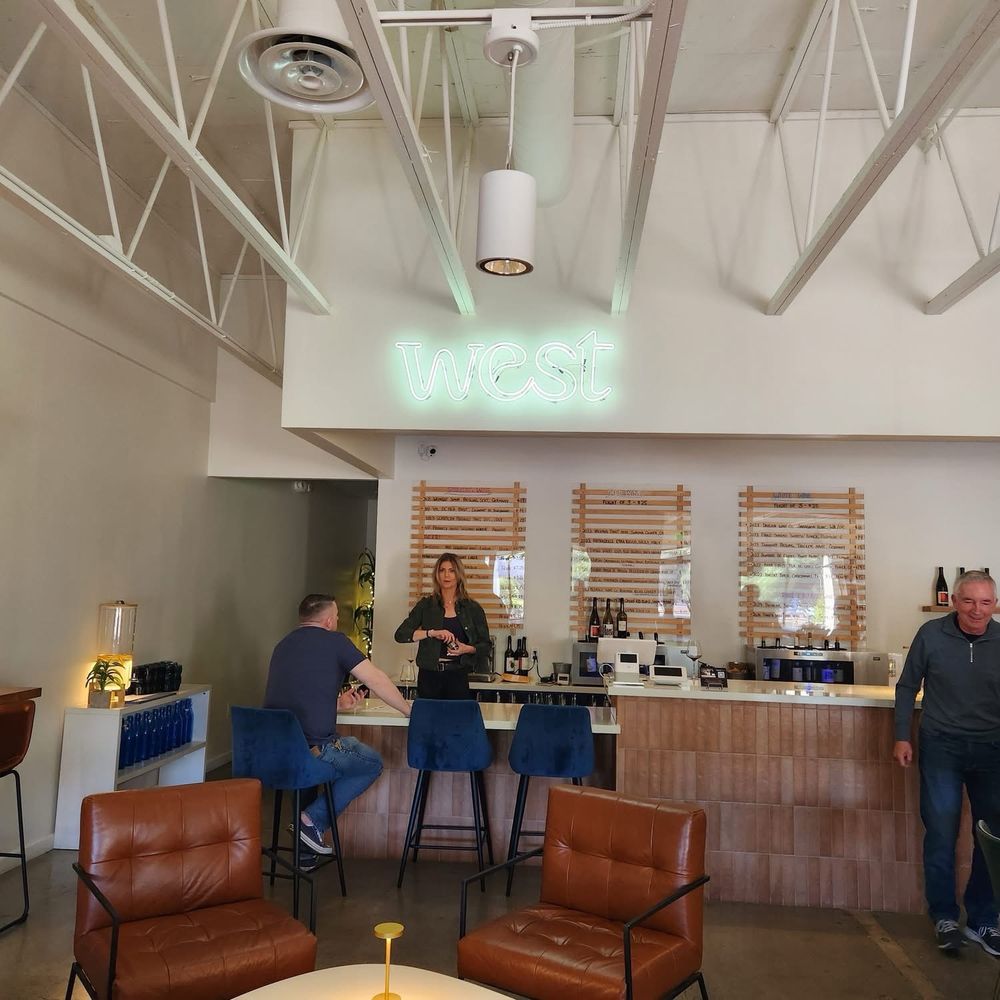 West Tasting Room - Inside seating lounge - Wine Bars Near Me - Thousand Oaks, California West Tasting Room - Inside seating lounge - Wine Bars Near Me - Thousand Oaks, California