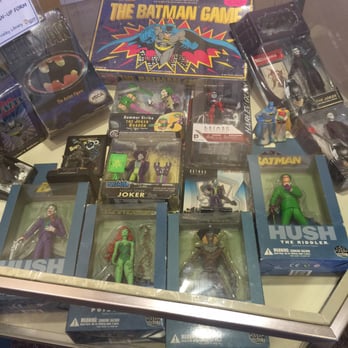Green Valley Library - Checking out the small community display case. They change it every once in a while. - Libraries Near Me - Henderson, Nevada