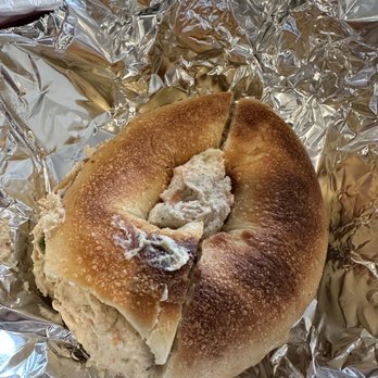 Nature's Plate - Bagel with Housemade Cream Cheese - Juice Bars & Smoothies Near Me - Keyport, New Jersey