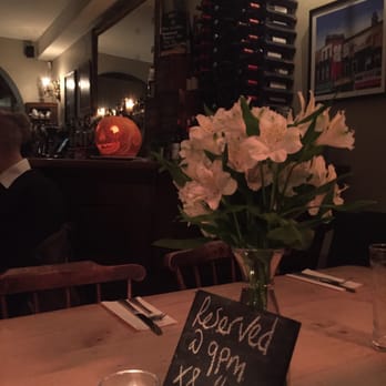 Franklins - British Near Me - London, XGL