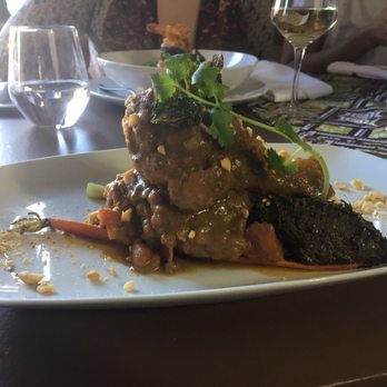 Le Virunga - Chicken dish, super tasty! - African Near Me - Montreal, Quebec Le Virunga - Chicken dish, super tasty! - African Near Me - Montreal, Quebec