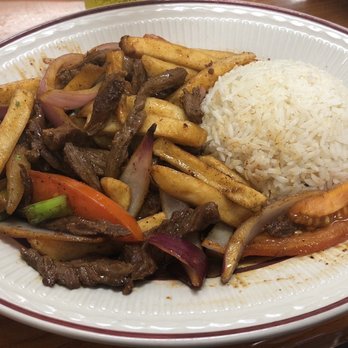 Chicama Peruvian Restaurant - Loma Saltado - Peruvian Near Me - Stanton, California
