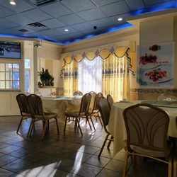 Canton Palace Chinese Restaurant - Seating