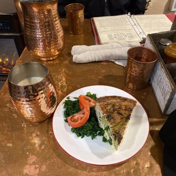 ChocolaTree - Broccoli and cheddar quiche - Vegetarian Near Me - Sedona, Arizona ChocolaTree - Broccoli and cheddar quiche - Vegetarian Near Me - Sedona, Arizona