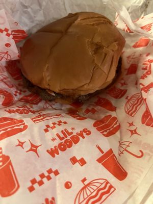 Lil Woody's White Center by null