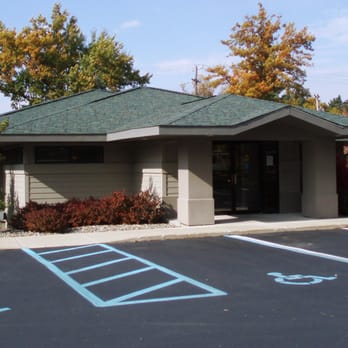 Summit Podiatry Group - Business Entrance, Handicap Accessible - Podiatrists Near Me - Jackson, Michigan Summit Podiatry Group - Business Entrance, Handicap Accessible - Podiatrists Near Me - Jackson, Michigan