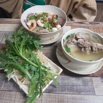 Com Tam Kieu - Egg Noodles with Soup (I forgot which dish # this was, but it appears to have shrimp, quail eggs, and pork) - Vietnamese Near Me - San Gabriel, California