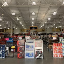 Northern Tool + Equipment - If you need a tool, they probably have it!
