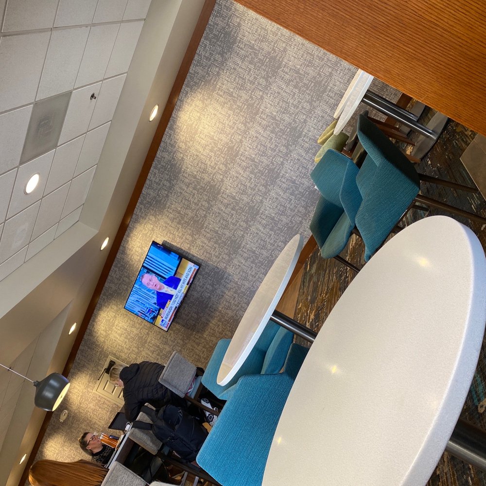 Hampton Inn Council Bluffs - TV in breakfast area - Hotels Near Me - Council Bluffs, Iowa