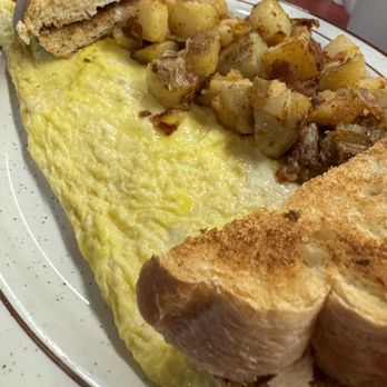Wendy's Diner - Mushroom omelette - Diners Near Me - Cassville, New York