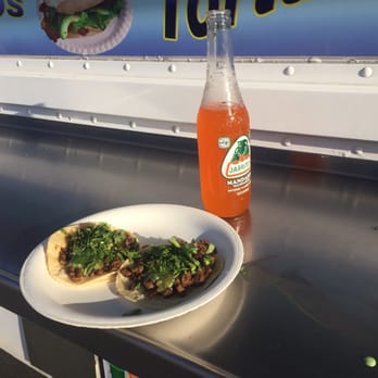 Tacos Quiroga - Carna Asada tacos - Food Trucks Near Me - San Pedro, California Tacos Quiroga - Carna Asada tacos - Food Trucks Near Me - San Pedro, California