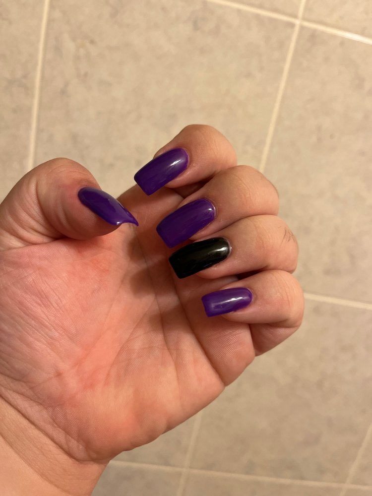 Ct Nails & Spa Logo